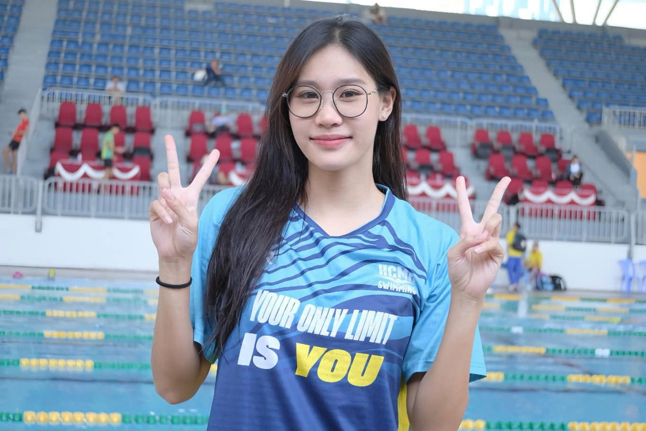 Nhan sắc của nữ kình ngư từng 2 lần thắng Ánh Viên