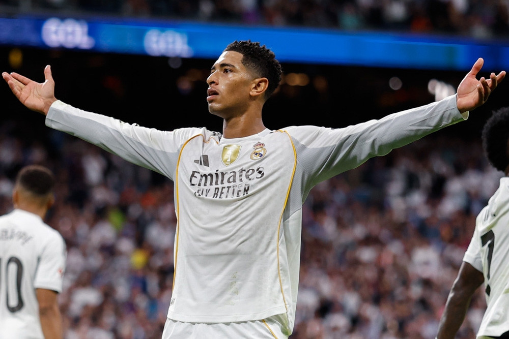 Real Madrid bóp nghẹt Barca: Siêu kinh điển của Xabi Alonso