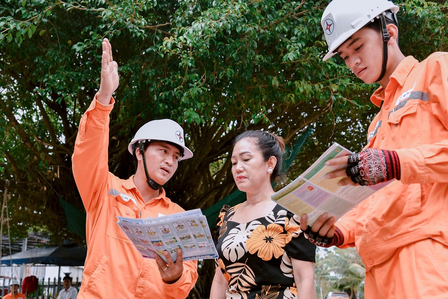 Triều cường dâng cao, EVNSPC cảnh báo khẩn về an toàn điện