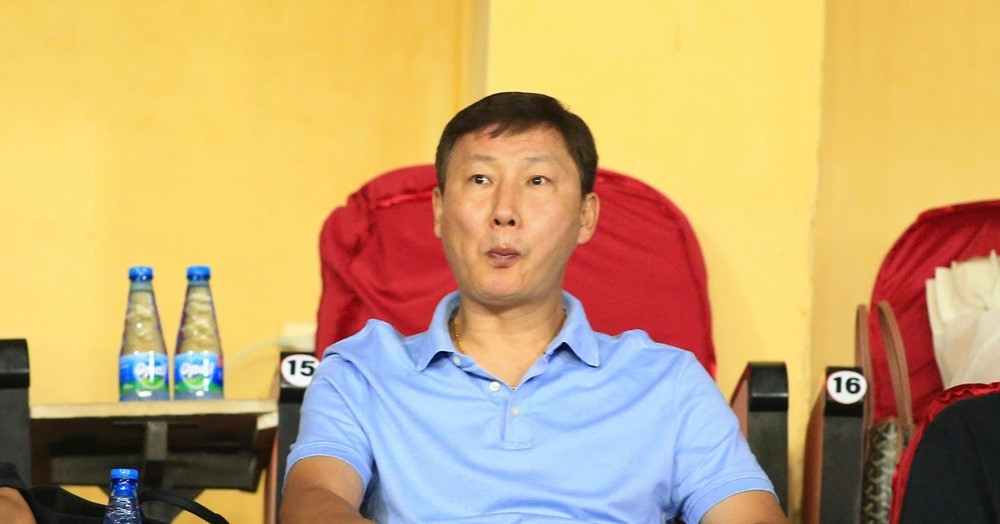 U22 Việt Nam: Chờ HLV Kim Sang Sik làm mới cho mục tiêu kép