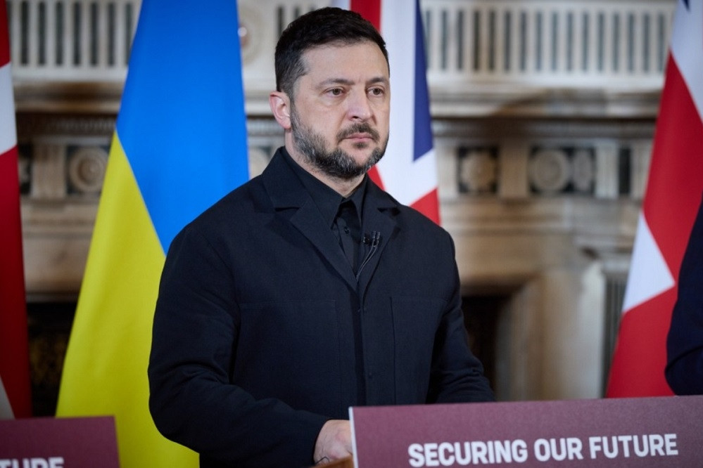 Ukraine phủ nhận binh sĩ bị vây khốn, Nga nói về lệnh trừng phạt của Mỹ