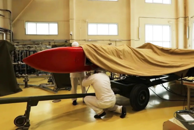 vu khi toi tan cua nga thach thuc my.jpg