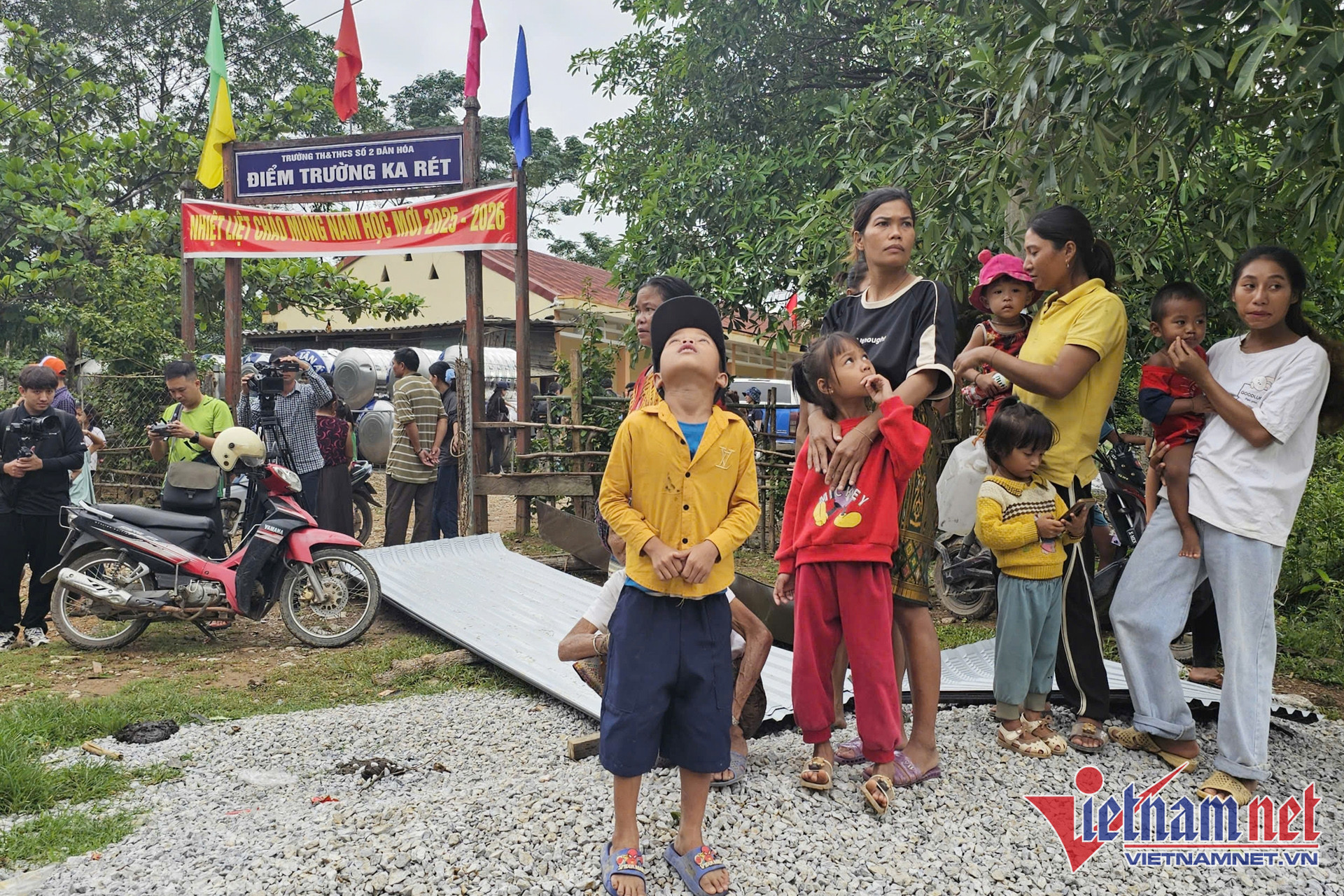 W-bao ve tre em tren mang 00.jpg