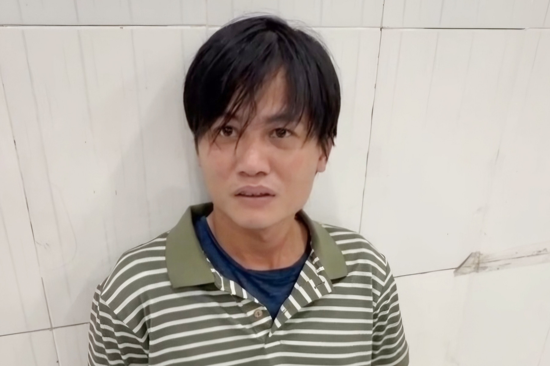 Bắt nghi phạm dùng súng giả cướp túi tiền chủ sạp chợ Bình Điền