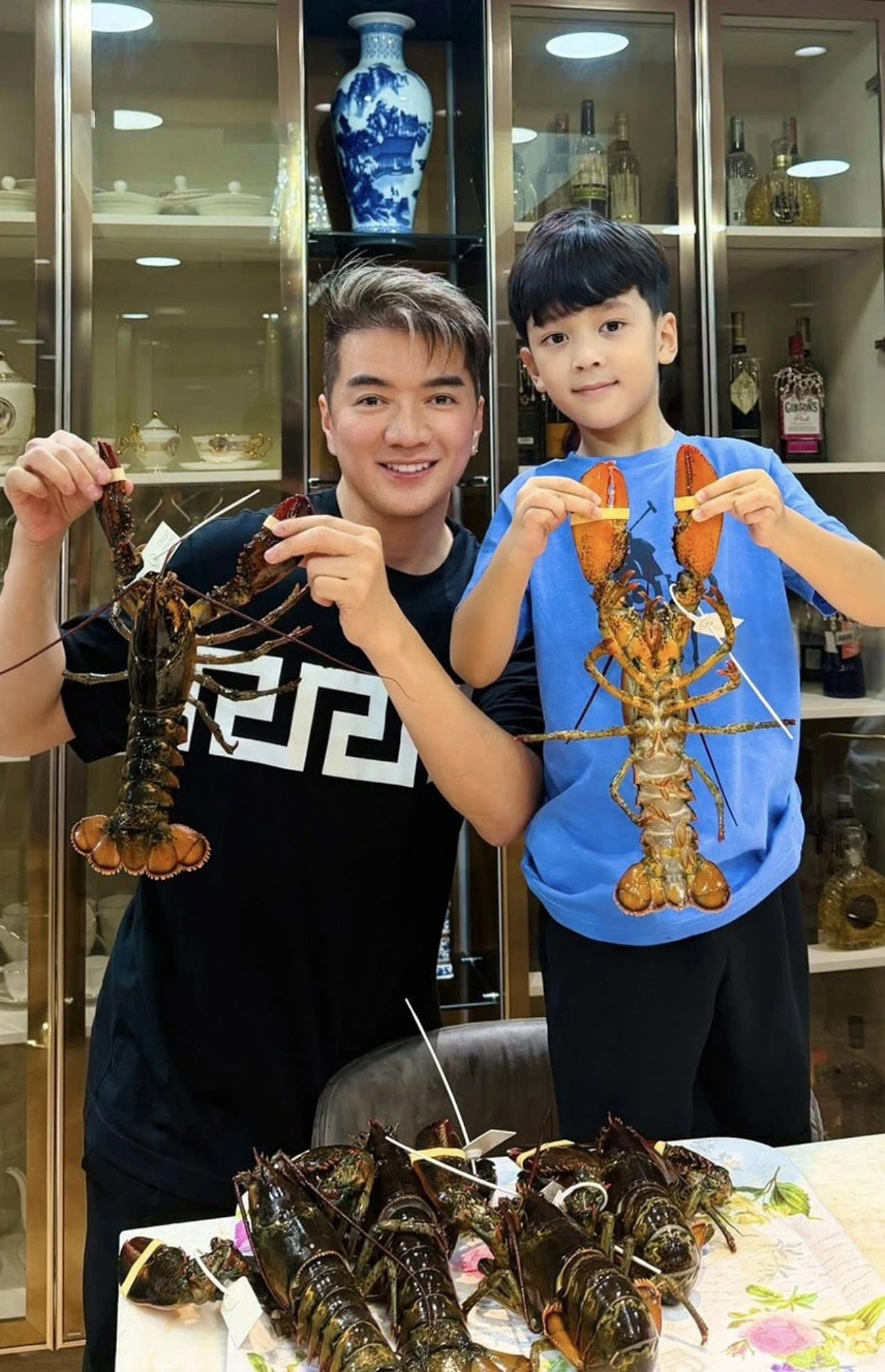 batch_hung 1 1761576642.jpg