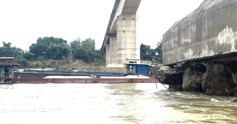 Cầu sông Lô bị cấm sau 10 năm sử dụng: Lộ hình ...