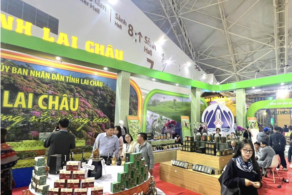 Gian hàng đậm ‘hương sắc vùng cao’ của Lai Châu ở Hội chợ Mùa Thu 2025