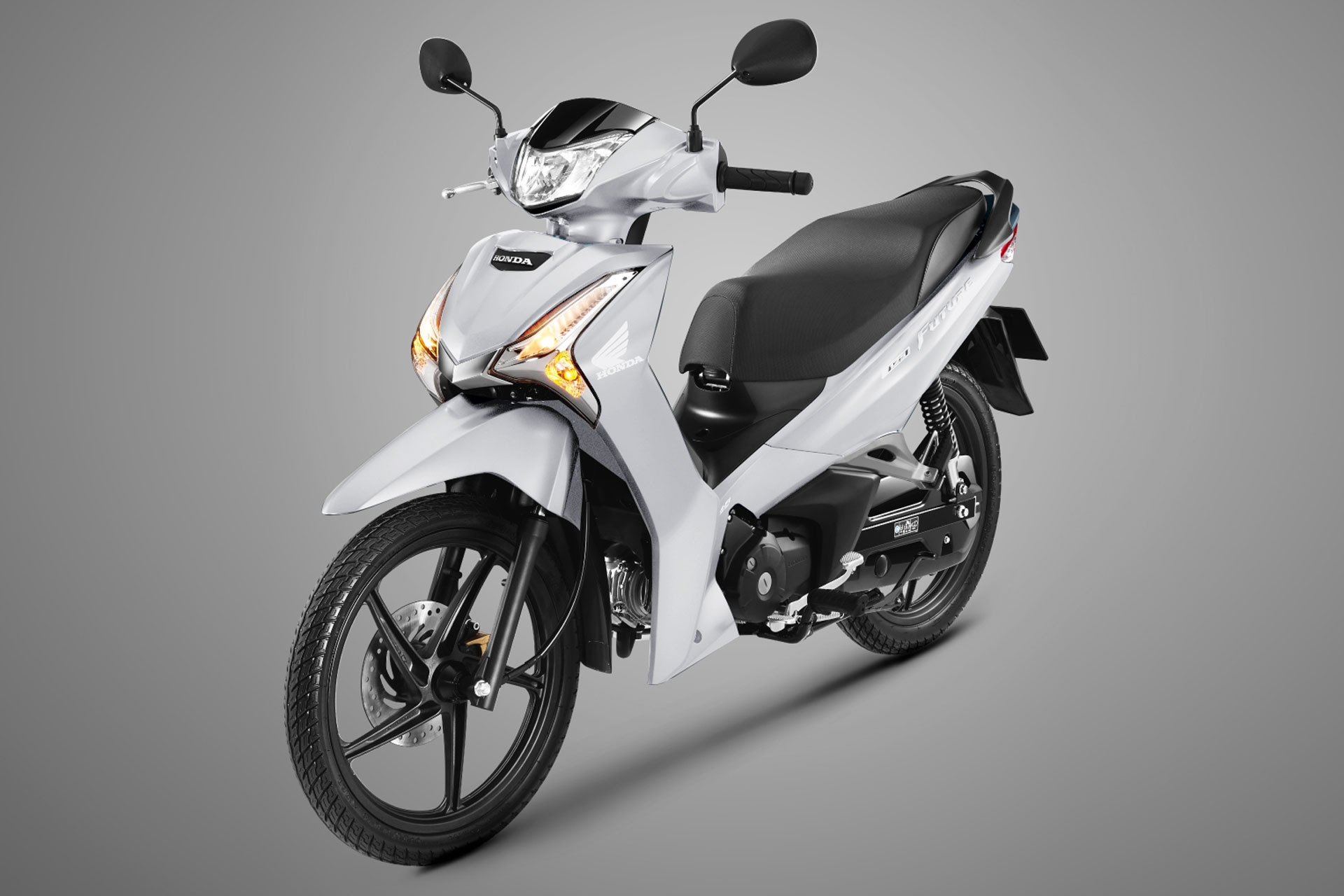 Honda Future 125 Fi 2026 ra mắt đắt hơn Yamaha Jupiter Finn hàng triệu đồng