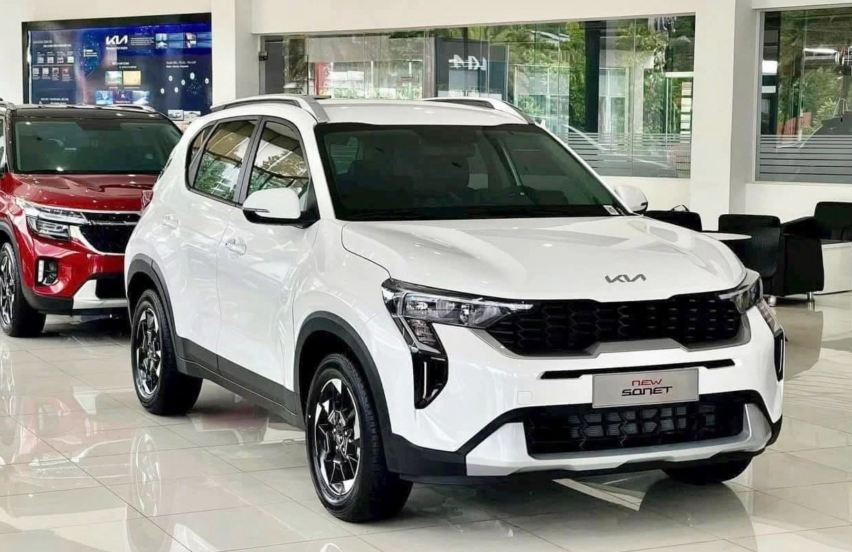 Loạt xe SUV cỡ nhỏ đang giảm giá kịch sàn, có mẫu chỉ còn hơn 400 triệu