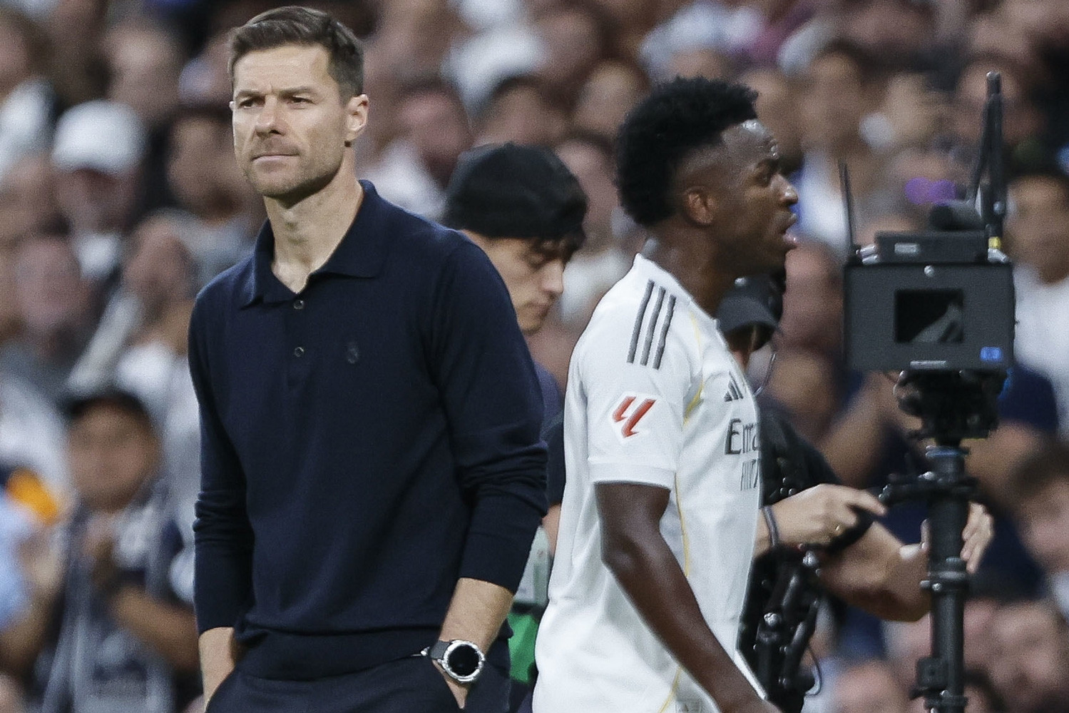 Real Madrid hậu Siêu kinh điển: Xabi Alonso và quả bom Vinicius