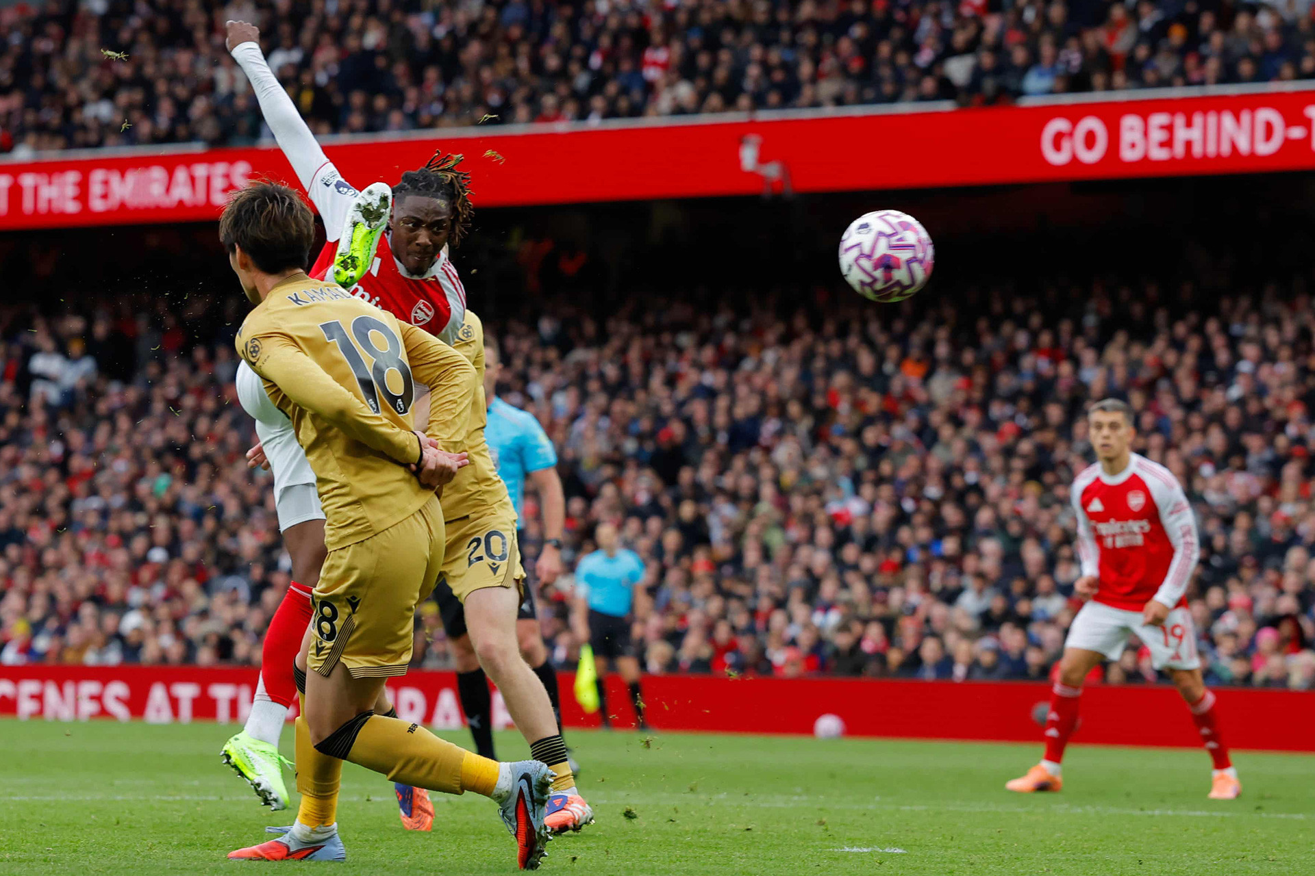 The Guardian - Eze Arsenal Crystal Palace.jpg