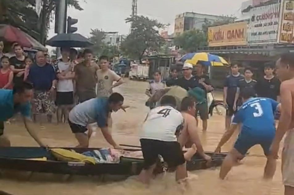 Vụ 8 người bị ngạt khí ở Đà Nẵng: Danh tính 4 nạn nhân đã tử vong