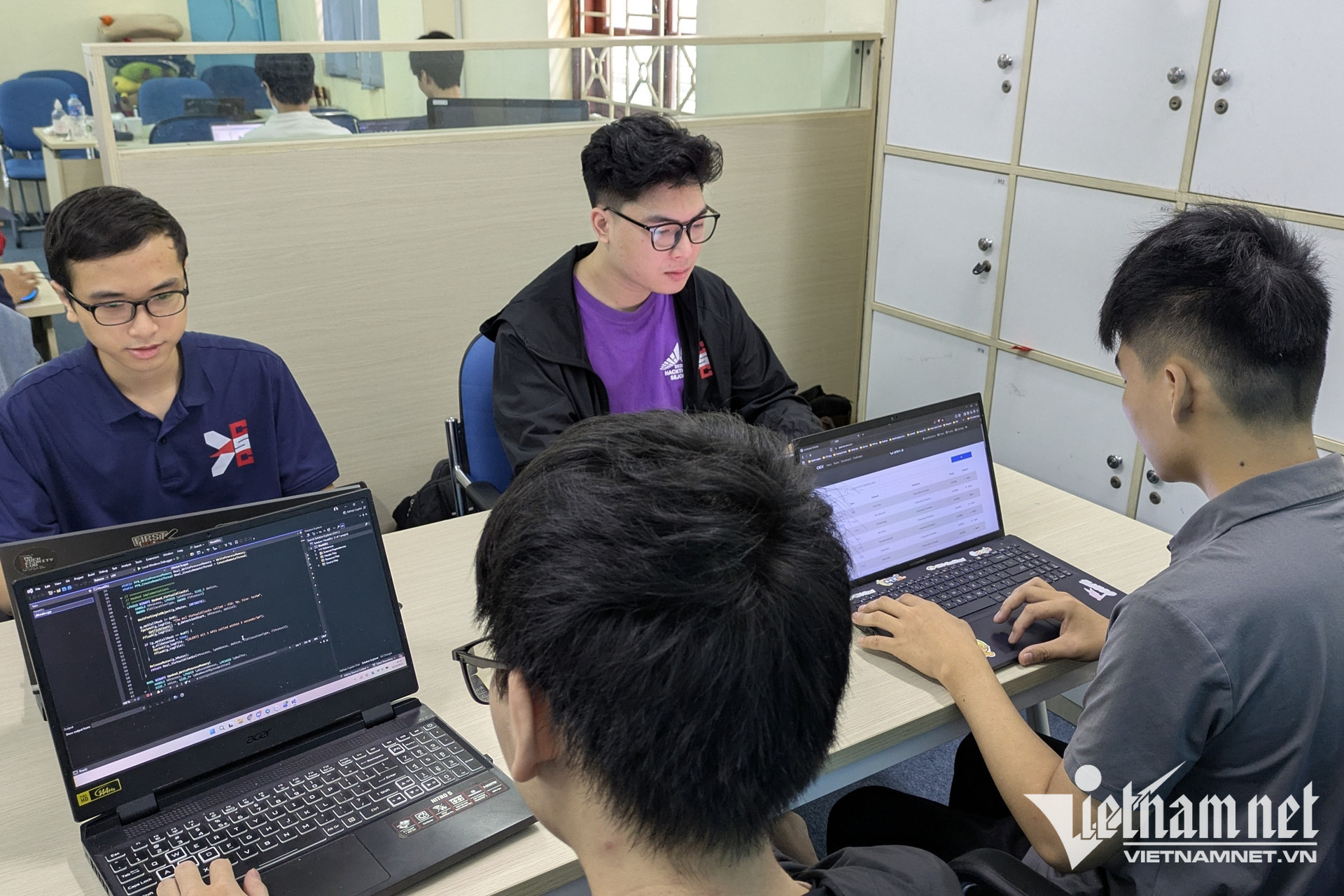 W-so khao Sinh vien An toan thong tin 01 1.jpg