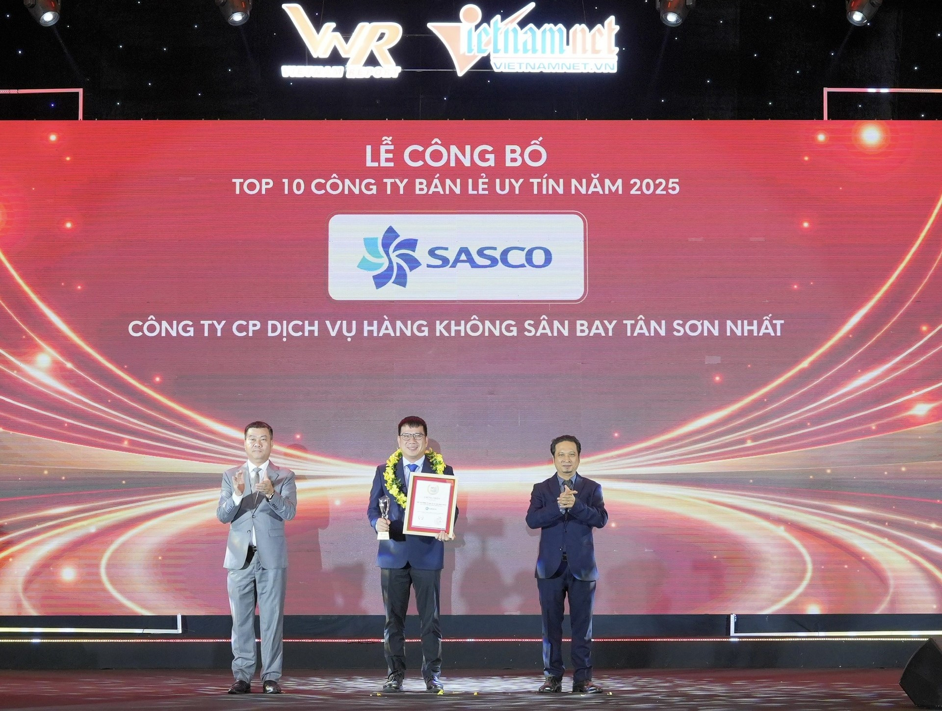 01 Top 10 Bán lẻ.jpg