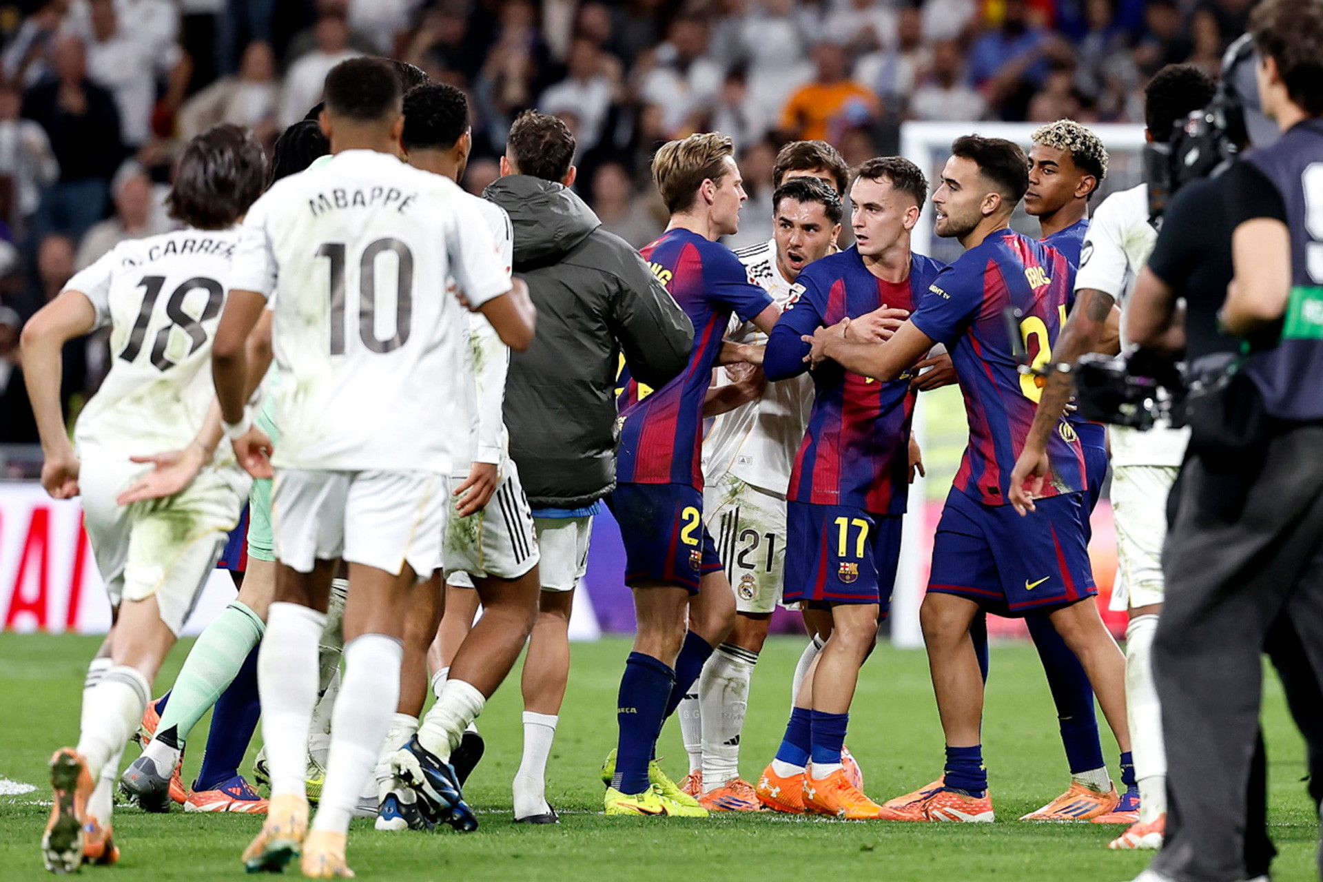 AS - Yamal Real Madrid Barca.jpg