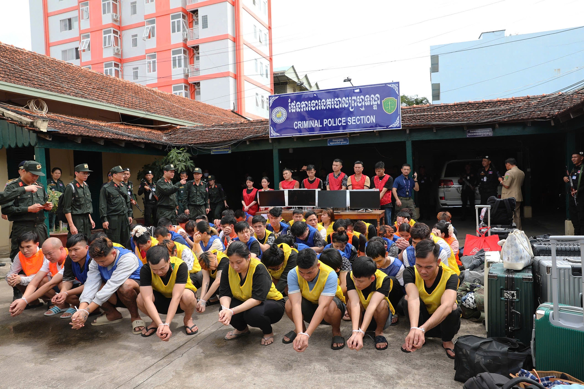 Công an Lai Châu triệt phá ổ nhóm người Việt ở Campuchia lừa đảo hơn 8.000 người