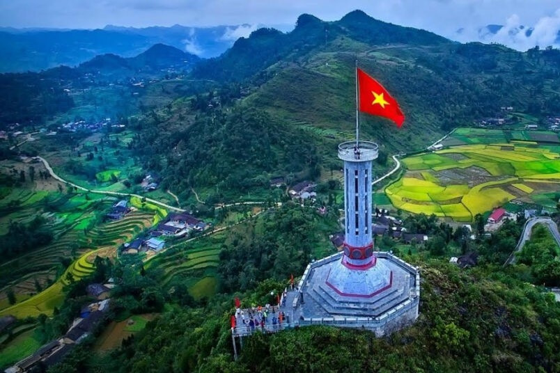 Cột cờ nào cao nhất Việt Nam?