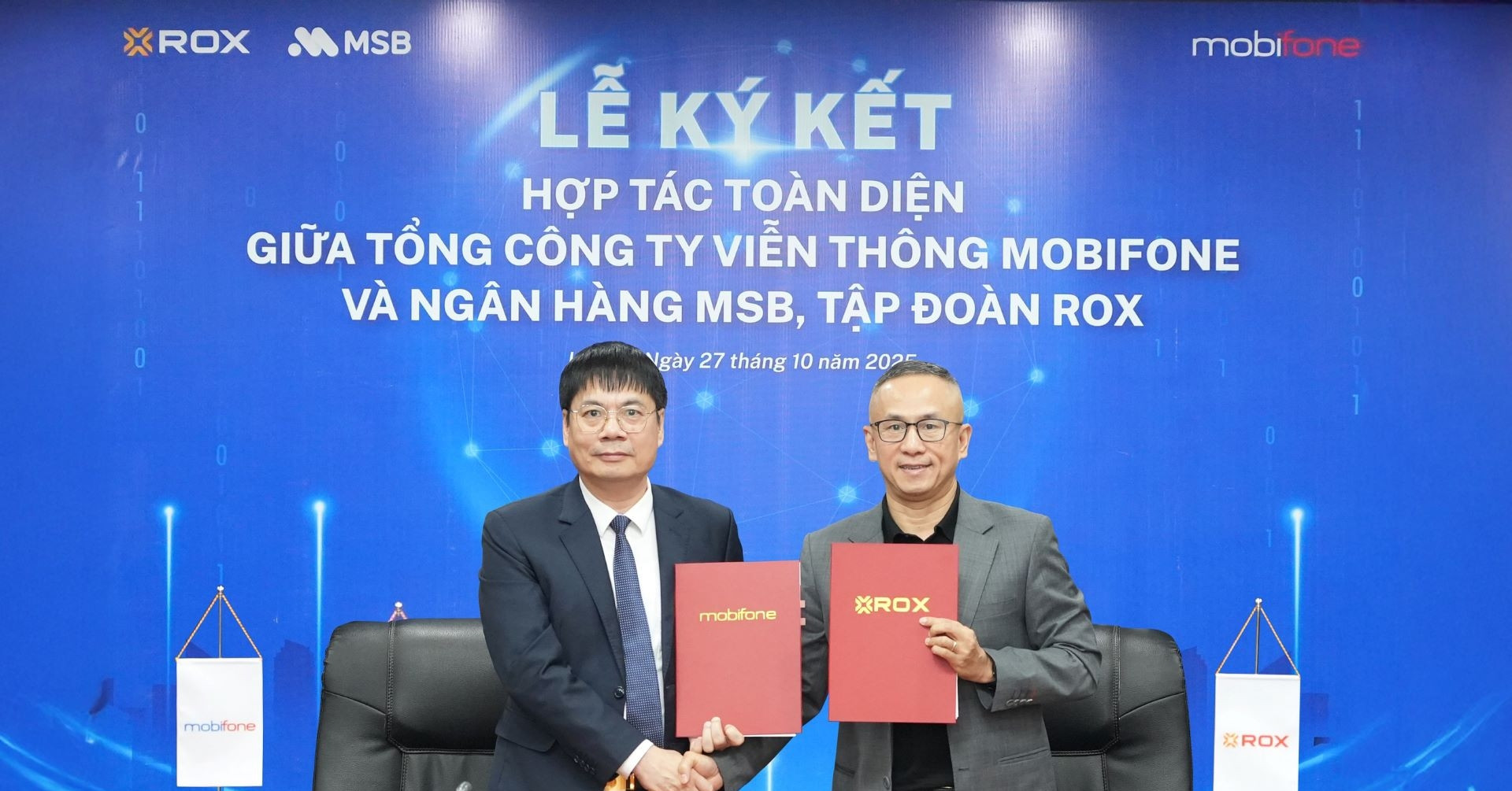 MobiFone và ROX Group hợp tác chiến lược, thúc đẩy chuyển đổi số toàn diện