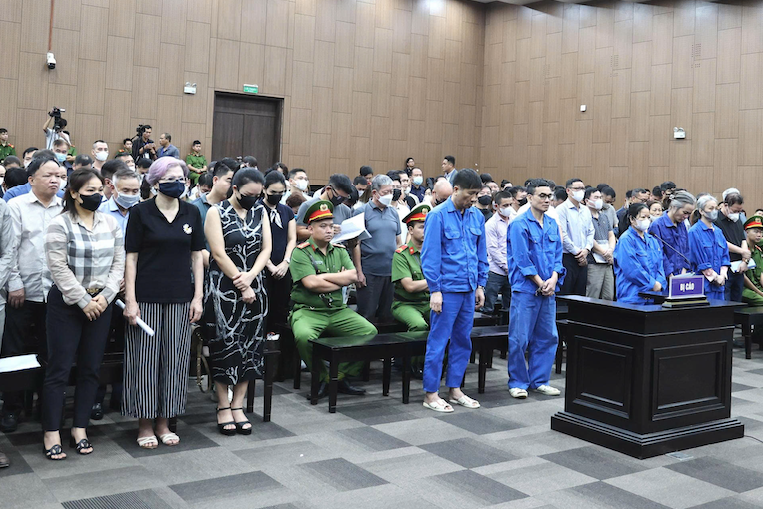 Những đại gia 'vung tiền' trăm tỷ chơi bạc tại khách sạn Pullman