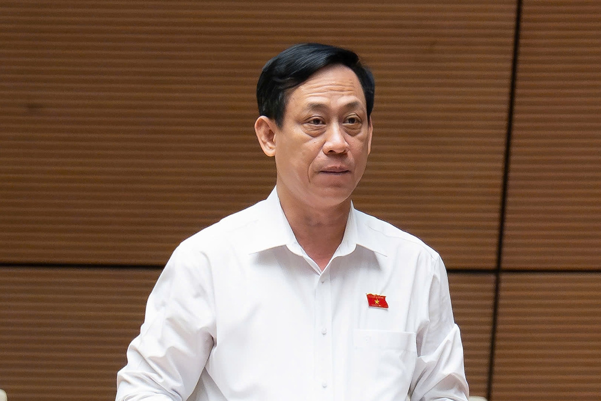 Sớm có chính sách đãi ngộ, tiền lương cho cán bộ cấp xã để an tâm công tác