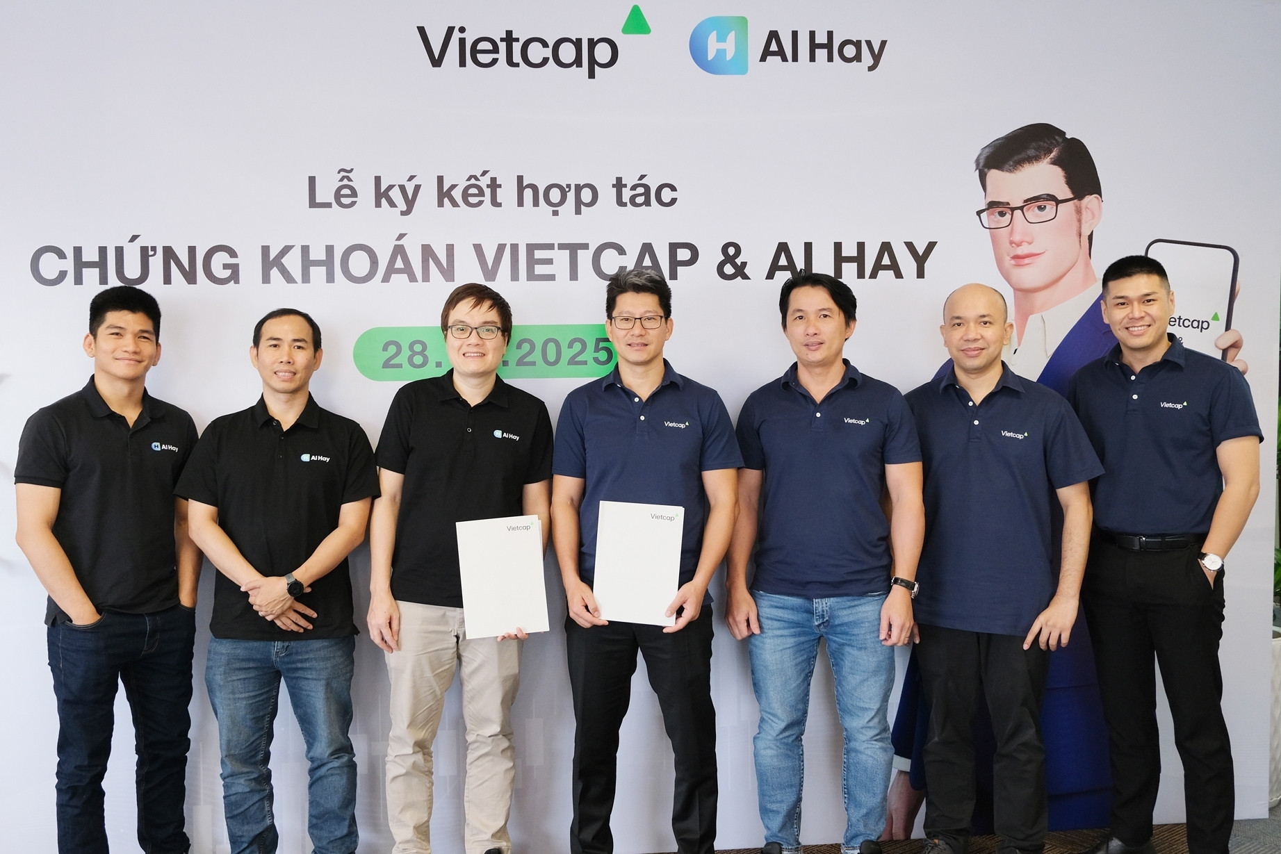 Vietcap 'bắt tay' startup AI ứng dụng trí tuệ nhân tạo trong đầu tư chứng khoán