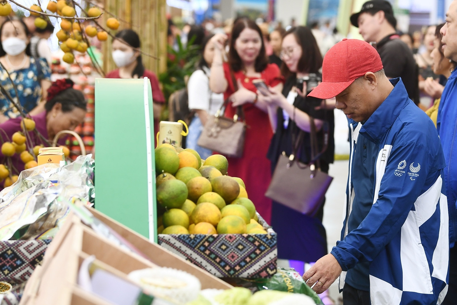 ‘Xương sống dữ liệu’ giúp hàng Made in Vietnam bước ra thế giới bằng hộ chiếu số