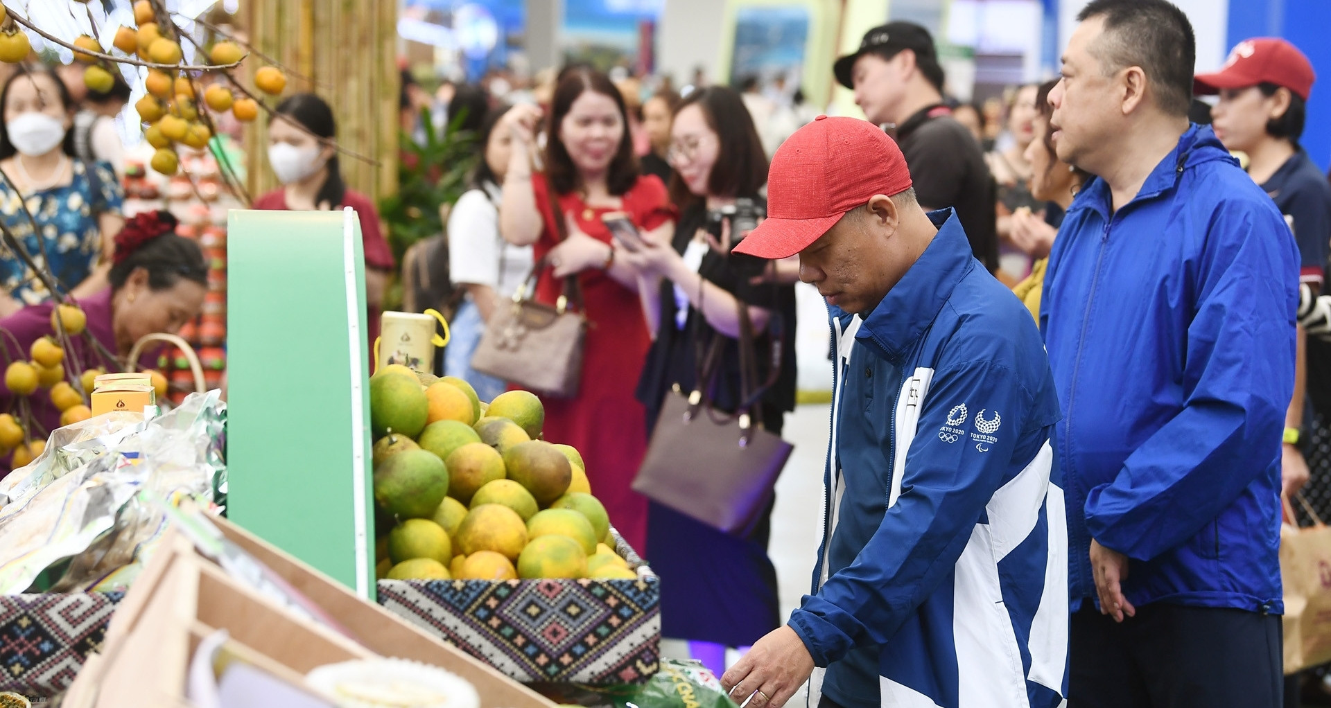 ‘Xương sống dữ liệu’ giúp hàng Made in Vietnam bước ra thế giới bằng hộ chiếu số