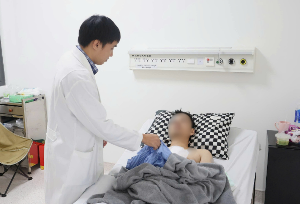 Bật báo động đỏ cứu người đàn ông vỡ tim