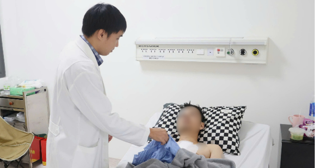 Bật báo động đỏ cứu người đàn ông vỡ tim