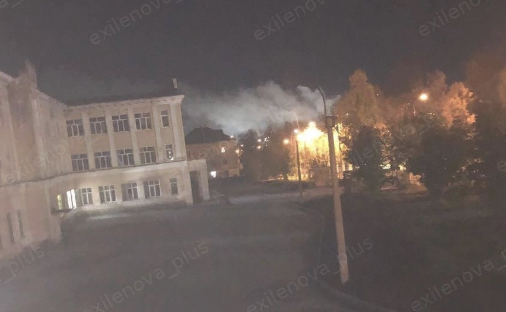 Cháy tại nhà máy hóa chất của Nga. Ảnh: Exilenova+