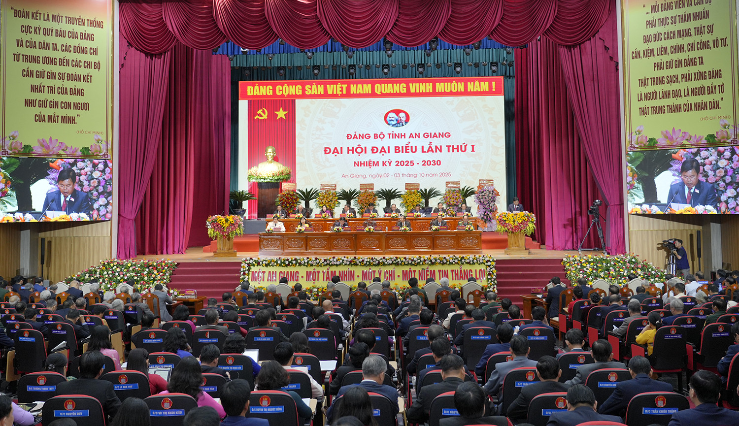 Đại hội Đảng An Giang.jpg