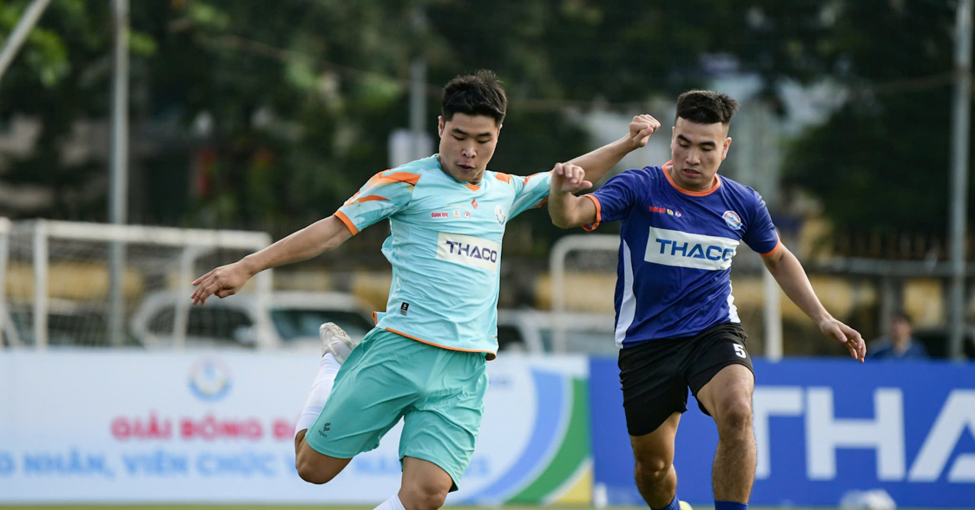 HLV Kim Sang Sik hứa &amp;apos;nối dài niềm vui&amp;apos; ở giải bóng đá công nhân