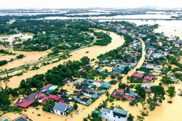 Một ĐH phía Nam giảm học phí cho gần 3.000 sinh viên vùng bị bão Bualoi tàn phá