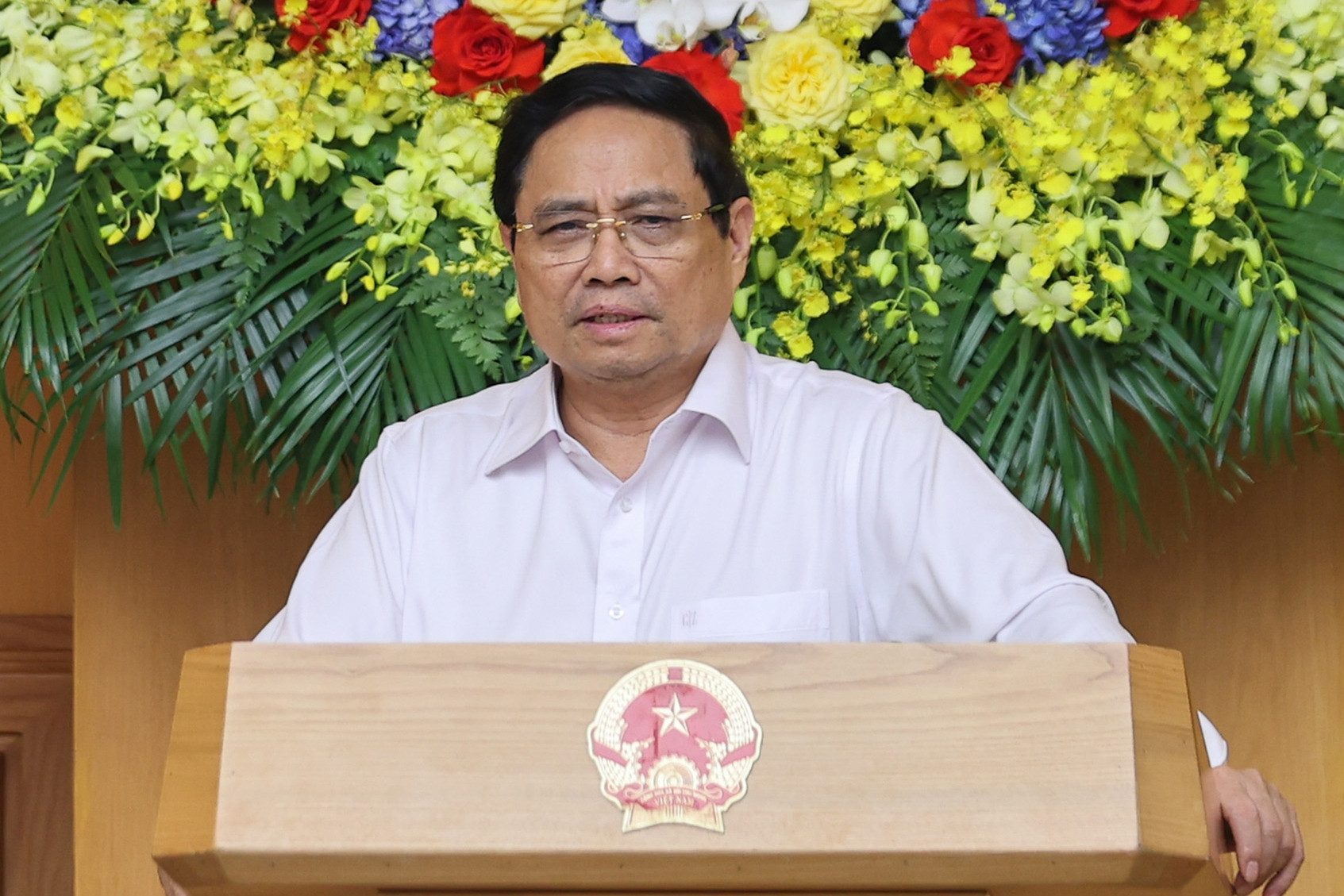 Thủ tướng chỉ đạo chăm lo cho nhân dân, sớm ổn định tình hình sau bão