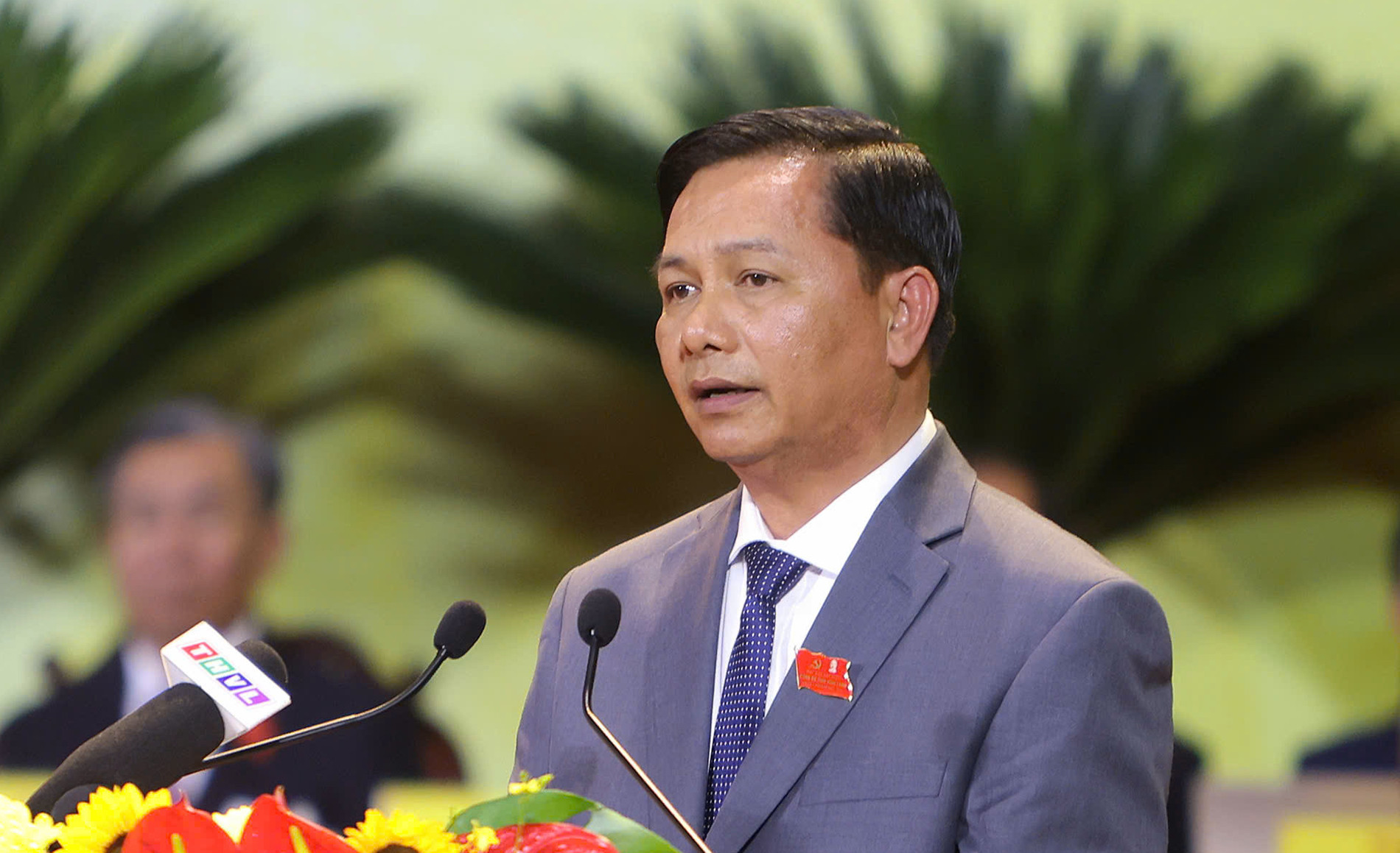 Trần Văn Lâu.jpg