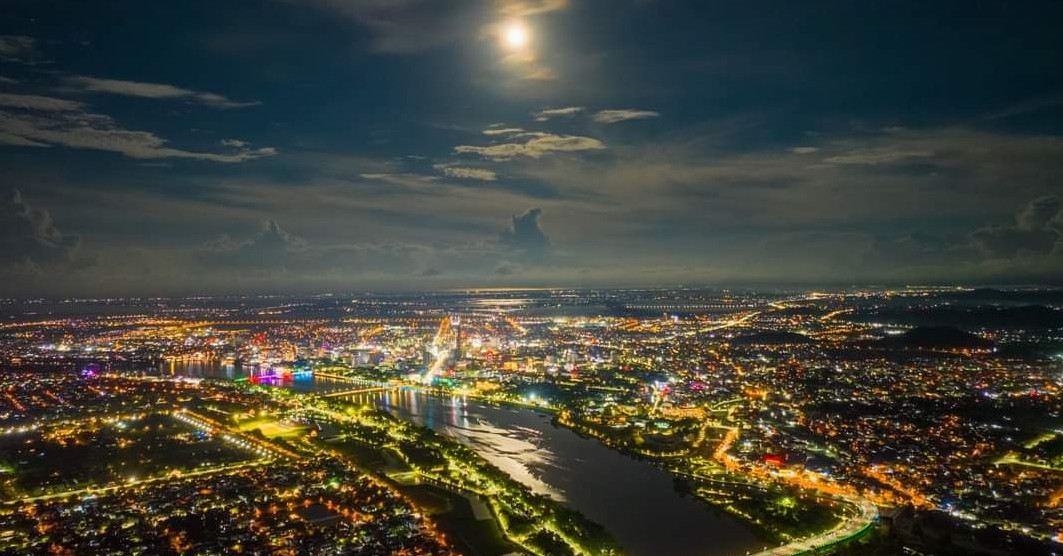 Ai đặt tên cho sông Hương?