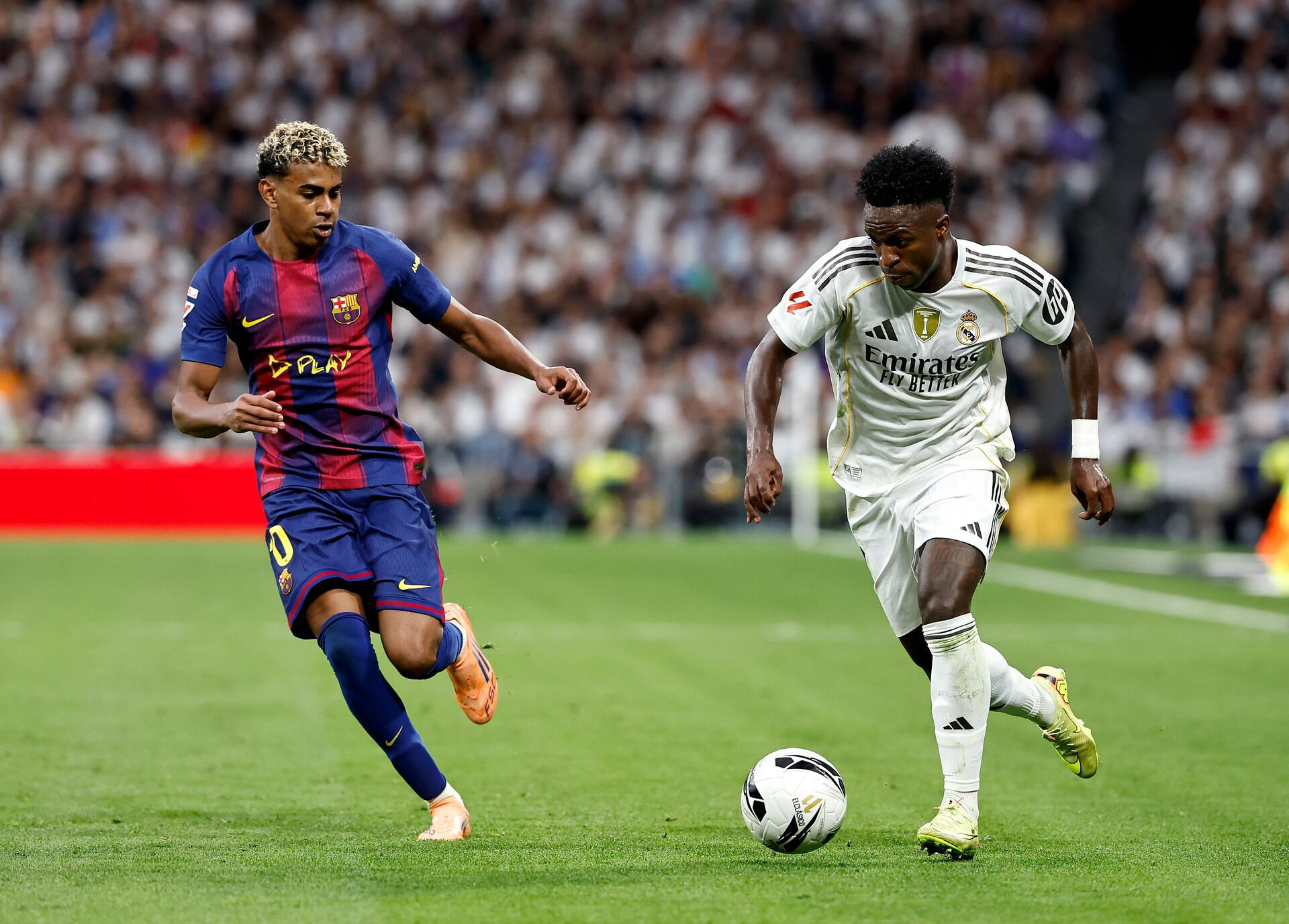 Lamine Yamal đá Siêu kinh điển khi chấn thương chưa lành hẳn. Ảnh: Diario AS