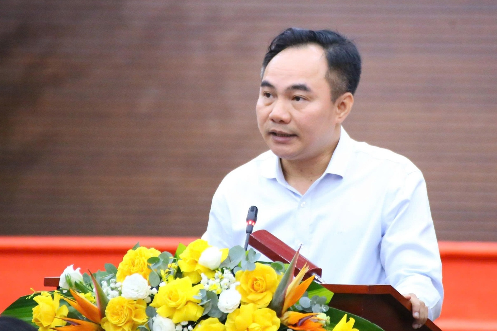 Công an phát hiện doanh nghiệp thu ngoài sổ sách số tiền lớn của lao động Việt