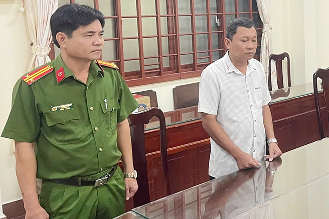 Công an Vĩnh Long bắt tạm giam ông Huỳnh Điền Hiếu Trung