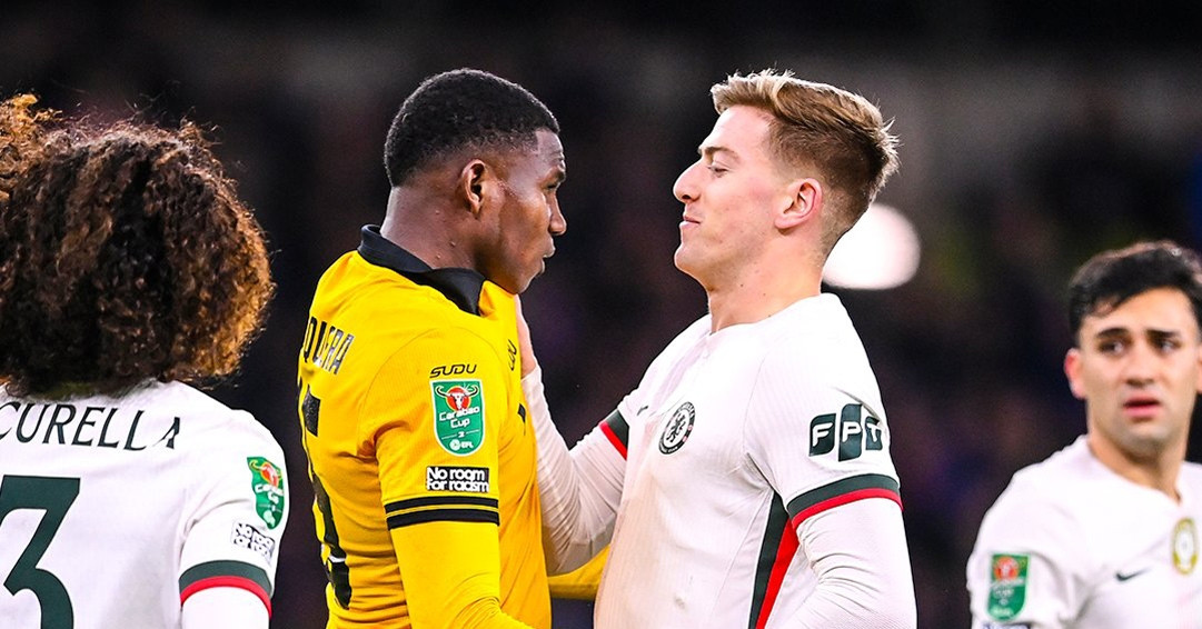 HLV Chelsea mắng xối xả học trò vì tấm thẻ đỏ &amp;apos;ngu ngốc&amp;apos;