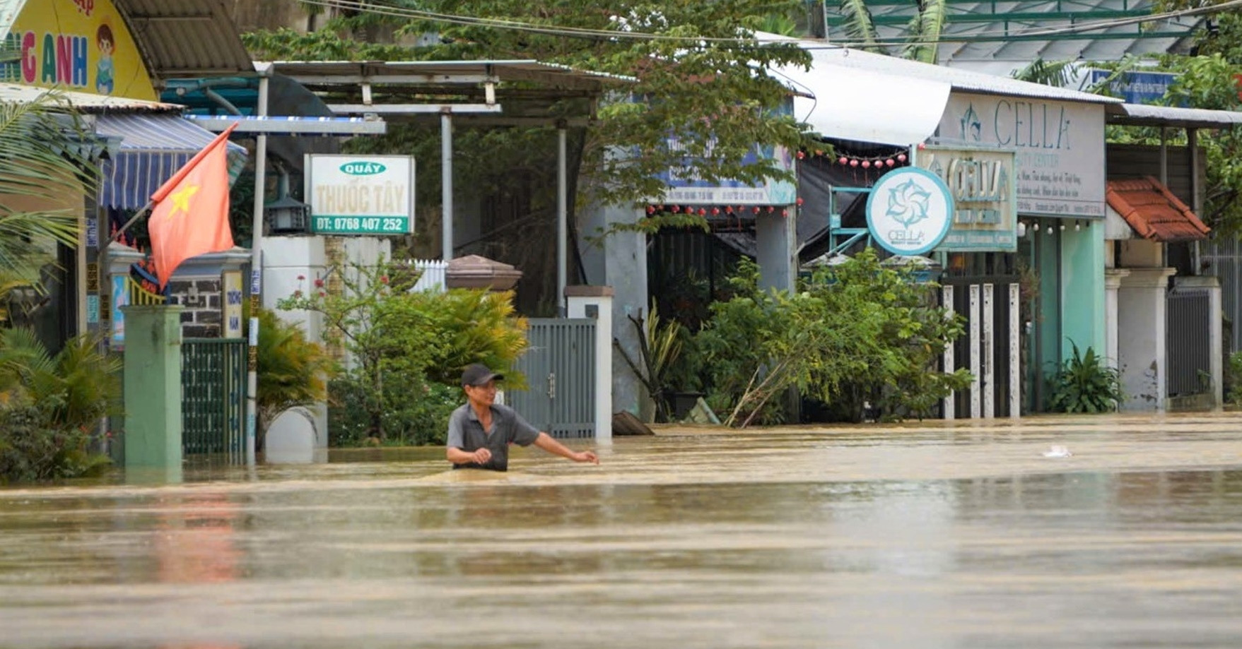 Lũ trên sông Thu Bồn tại Đà Nẵng vượt mức lịch sử năm Thìn 1964