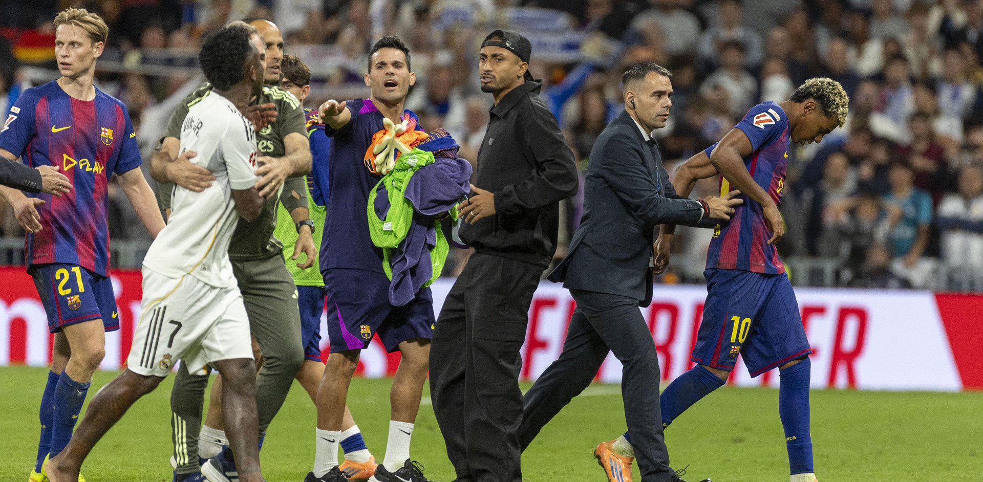 MD - Lamine Yamal Vinicius Clasico.jpg