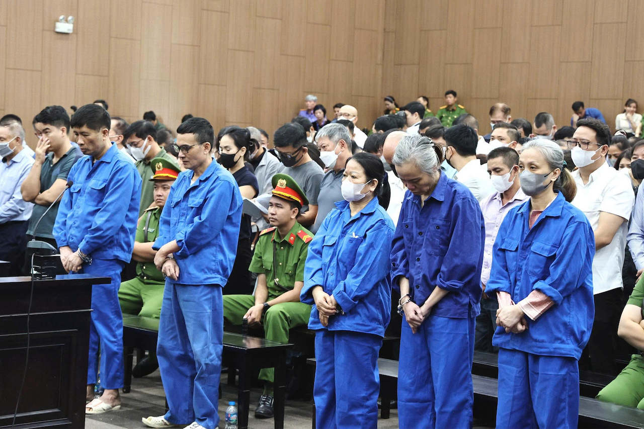 Tò mò dẫn lối, nhiều đại gia 'đốt tiền' đánh bạc tại khách sạn Pullman