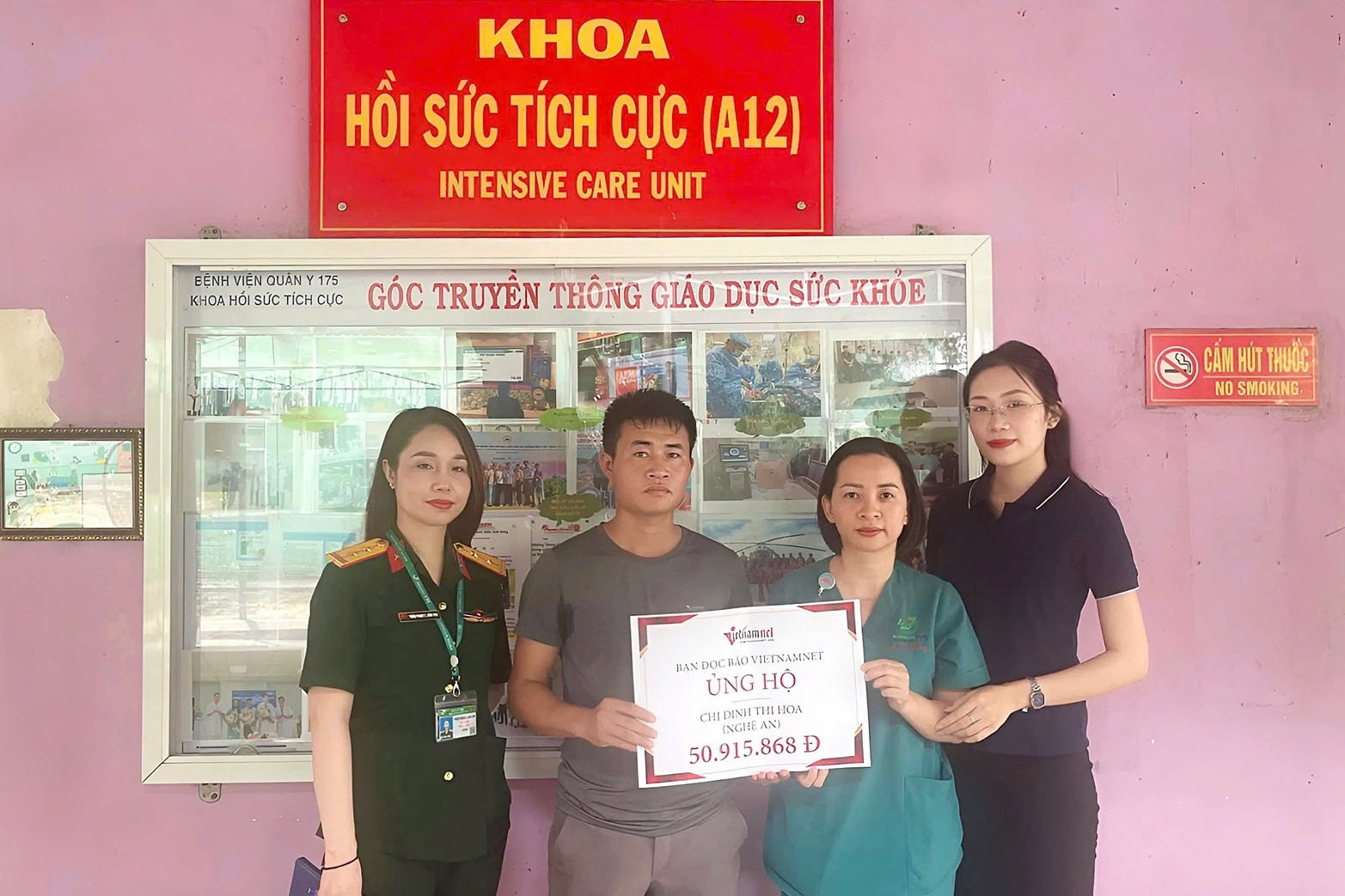 Trao hơn 50 triệu đồng đến chị Đinh Thị Hoa mắc sốt xuất huyết biến chứng nặng