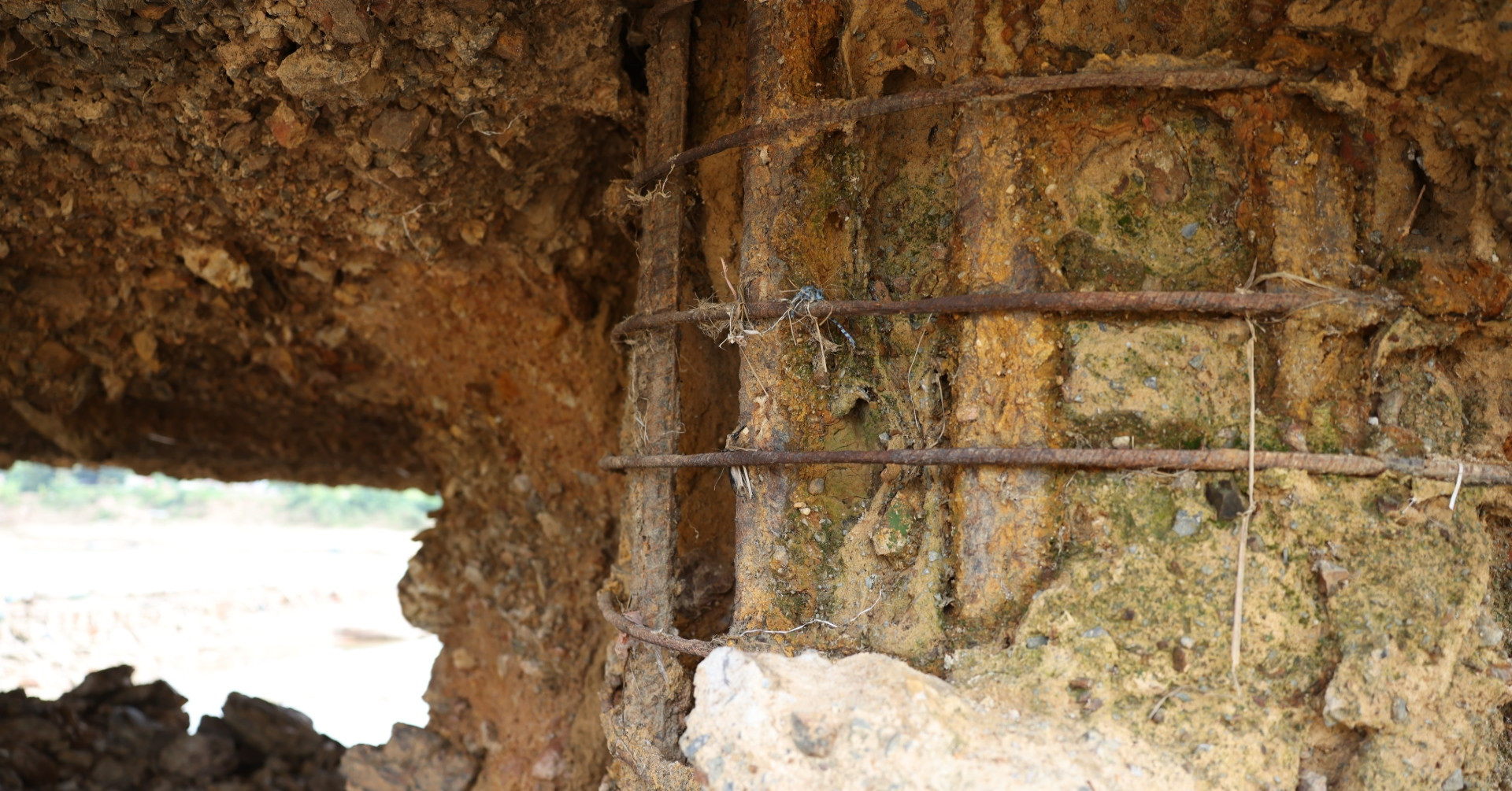 Trụ cầu ở Phú Thọ xuất hiện cảnh tượng &amp;apos;rợn người&amp;apos;, kết quả kiểm định có gì?