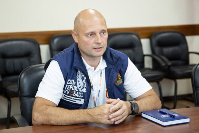 ukraine am sat si quan nga.jpg