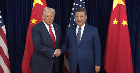Vì sao ông Trump và ông Tập Cận Bình chọn gặp mặt ở căn cứ không quân?
