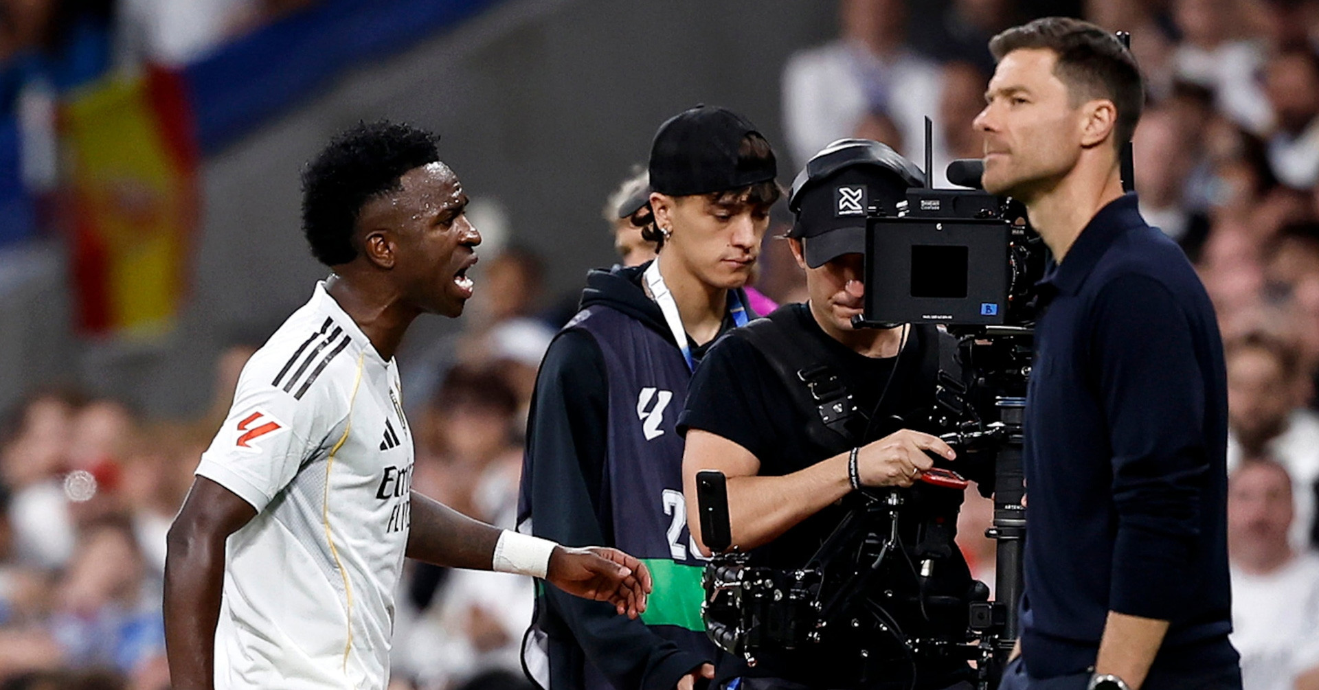 Vinicius xin lỗi Real Madrid: Lời thách thức Xabi Alonso