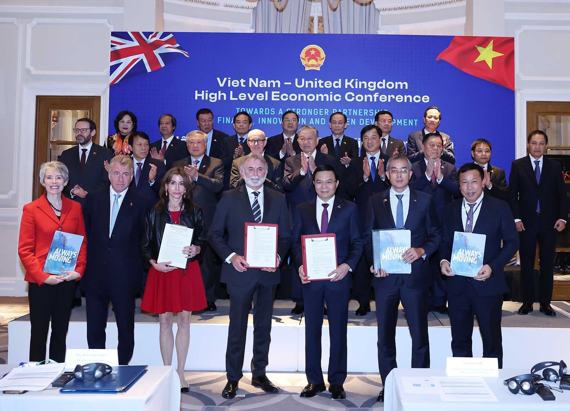 vnapotaltongbithutolamduhoinghikinhtecapcaovietnam anh8375736 17618207200391647480324.jpg