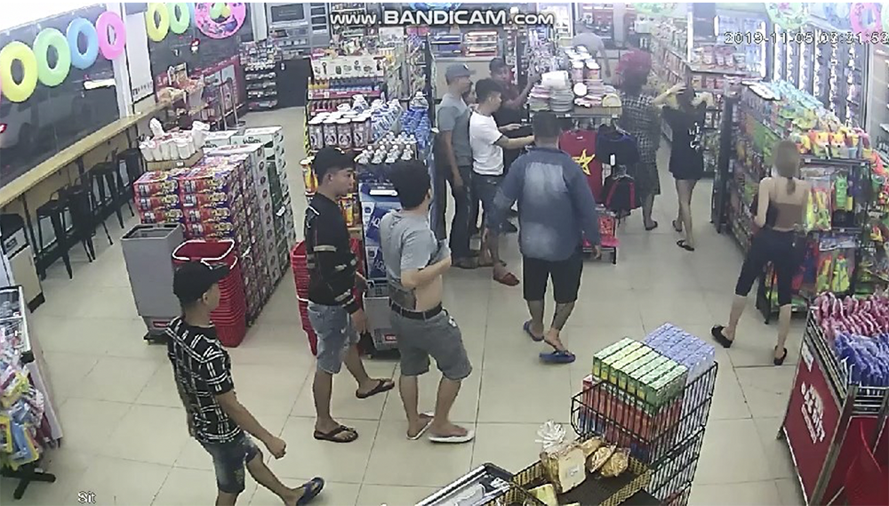 vu an quan xa lo 2.png